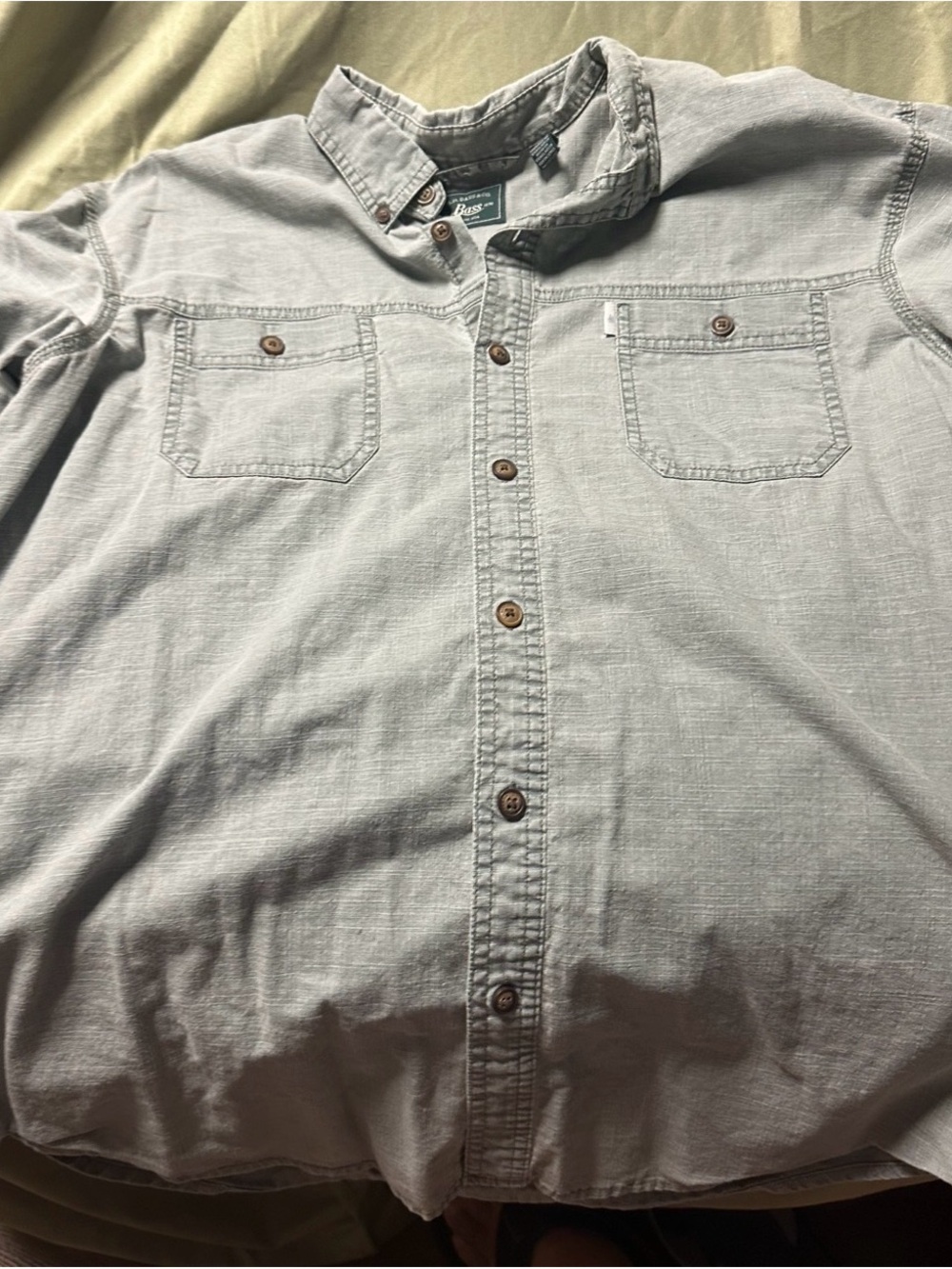 G.H. Bass & Co. Men’s Gray Short Sleeve Button-Up Shirt – Size Large